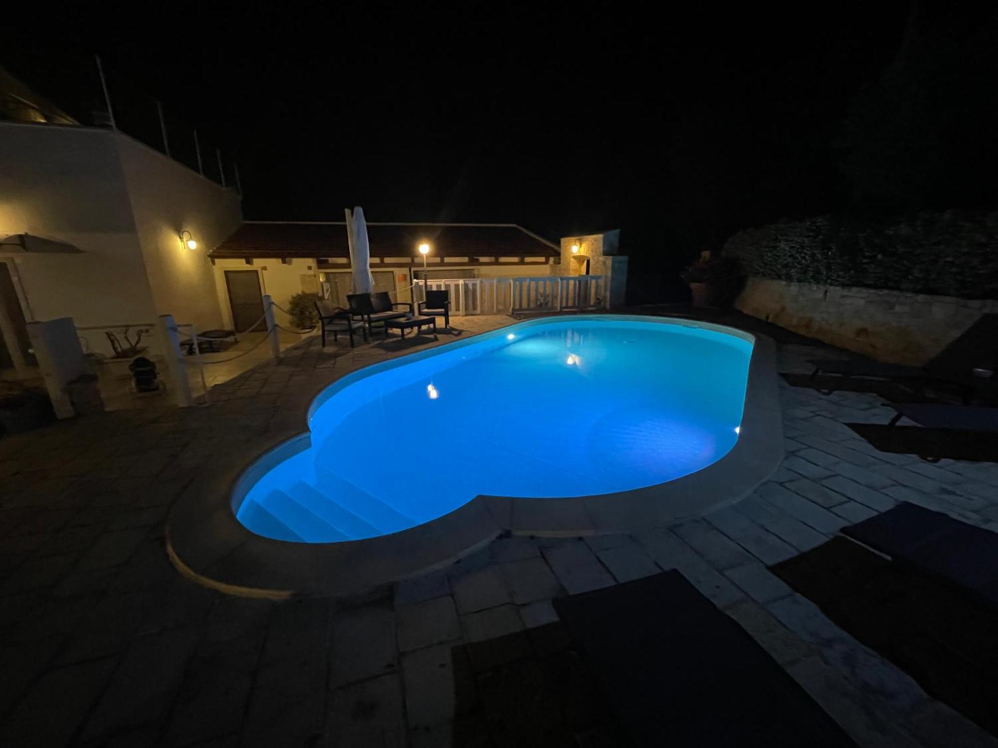 La Dimora Gigante Bed & Breakfast Castellana Grotte Ngoại thất bức ảnh