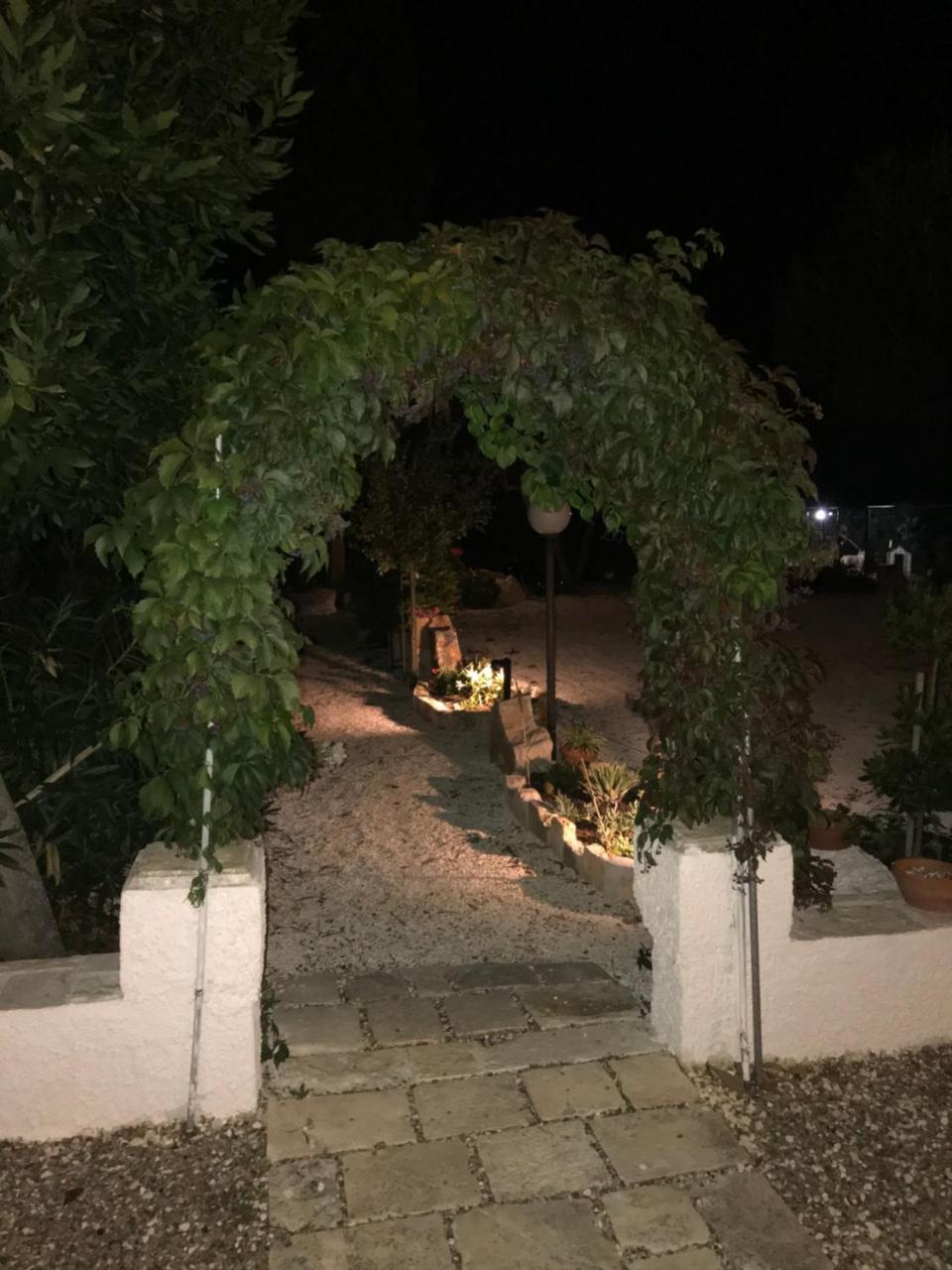 La Dimora Gigante Bed & Breakfast Castellana Grotte Ngoại thất bức ảnh